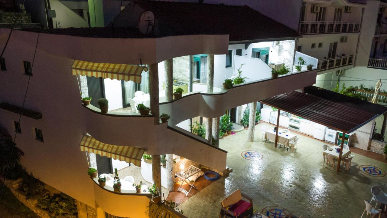 Apartments Ishmi In Center Of ウルツィニ エクステリア 写真