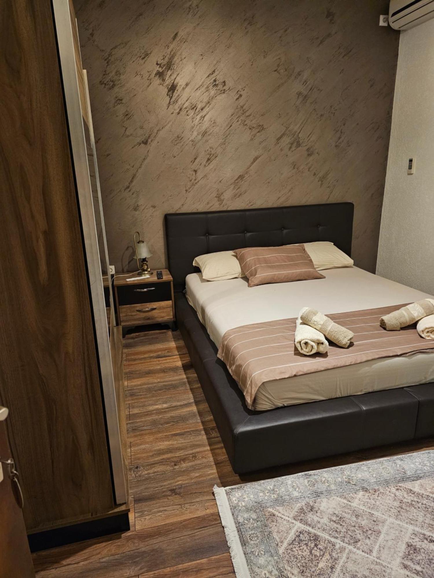 Apartments Ishmi In Center Of ウルツィニ エクステリア 写真
