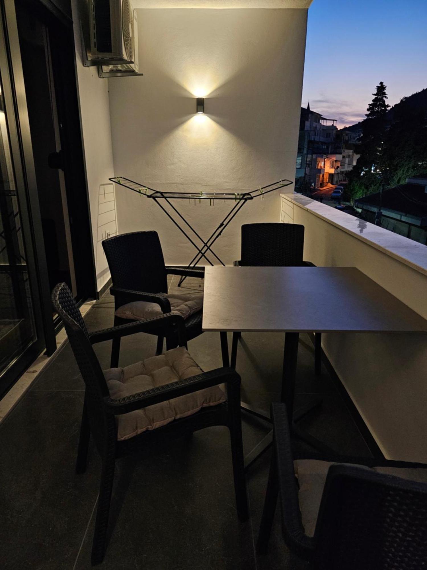 Apartments Ishmi In Center Of ウルツィニ エクステリア 写真